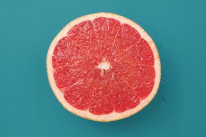 सुबह खाली पेट गलती से भी न खाएं ये 7 फल, वरना होगा सेहत को भारी नुकसान! 